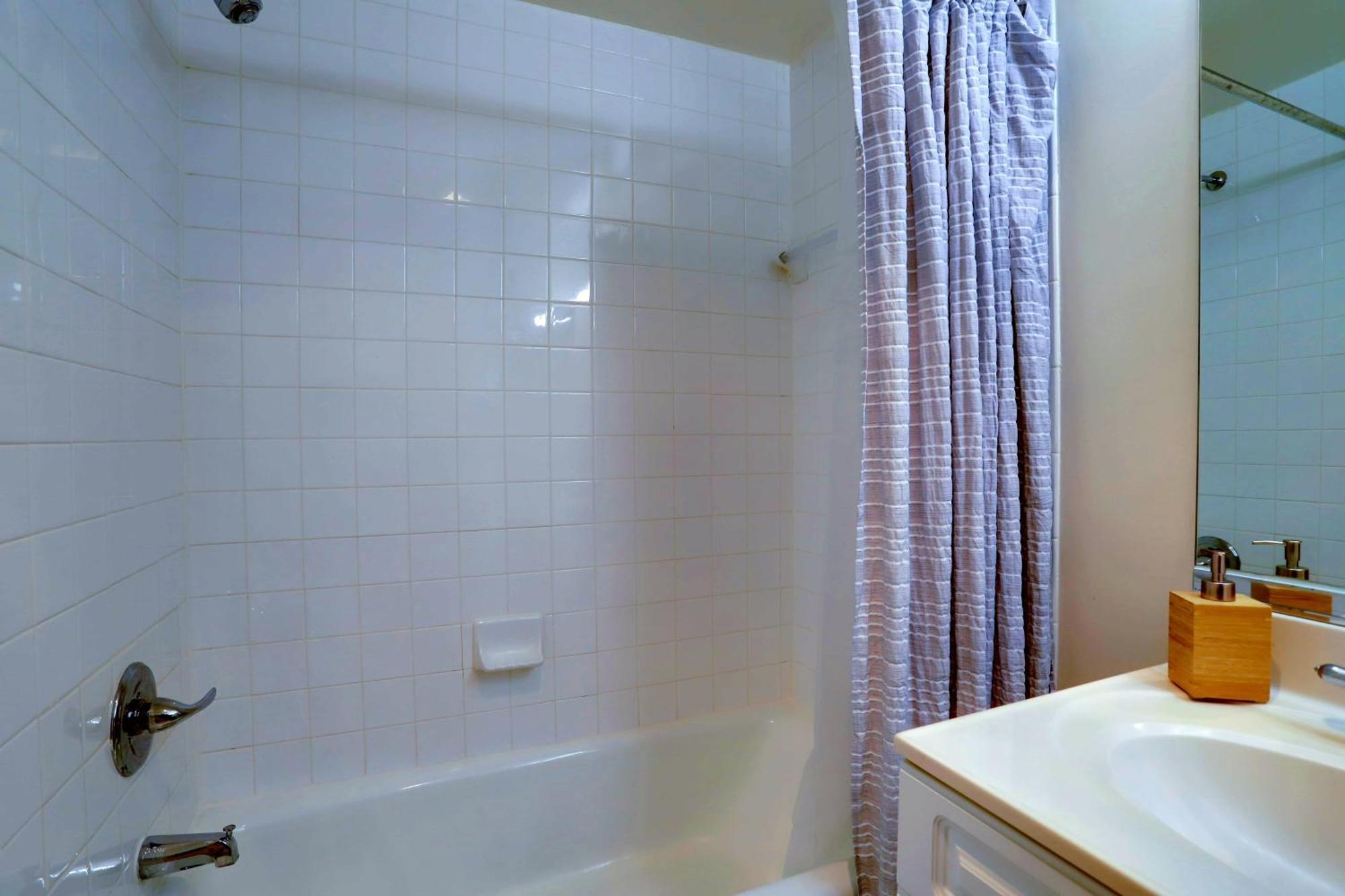 Fantastic 2 Bedroom Apartment With Gym At ארלינגטון מראה חיצוני תמונה