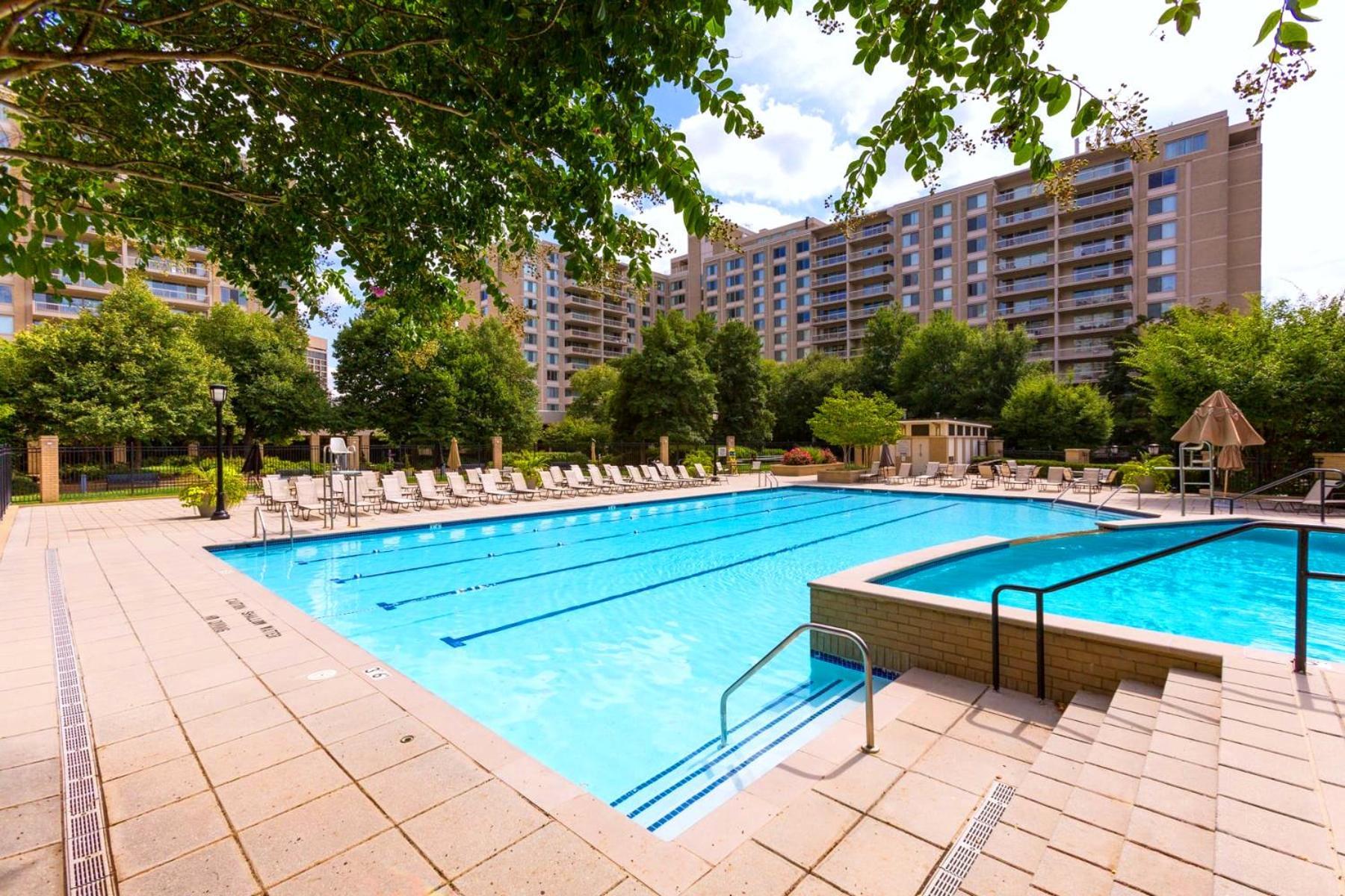 Fantastic 2 Bedroom Apartment With Gym At ארלינגטון מראה חיצוני תמונה